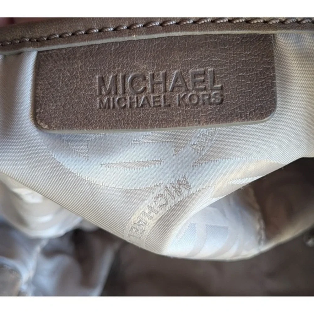Michael Kors Hobo Shoulder Bag Side Expandable Zippers Distressed Leather Beige